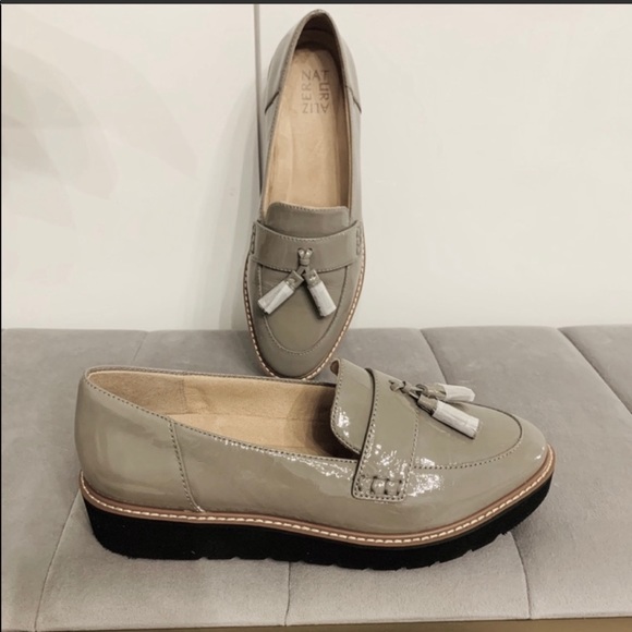 *SOLD* Naturalizer leather platform loafers tassel - Picture 6 of 16